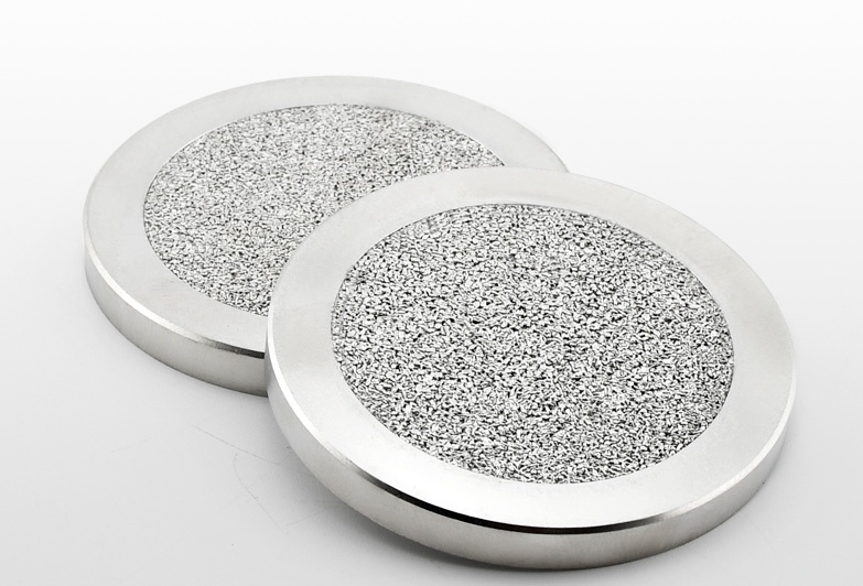 恒歌多孔燒結金屬過濾片的優勢與廣泛應用！